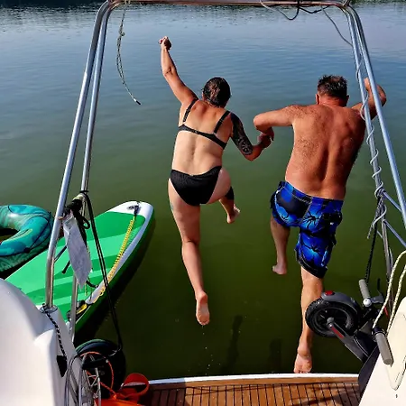Ботель Sailing Life Style - Rejsy Mazurskie Ze Sternikiem. *
