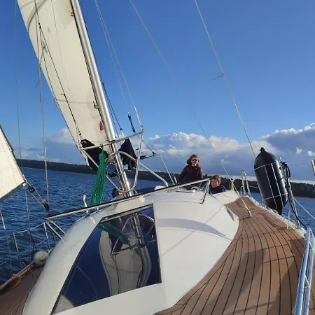 Sailing Life Style - Rejsy Mazurskie Ze Sternikiem. Kolonia Rybacka
