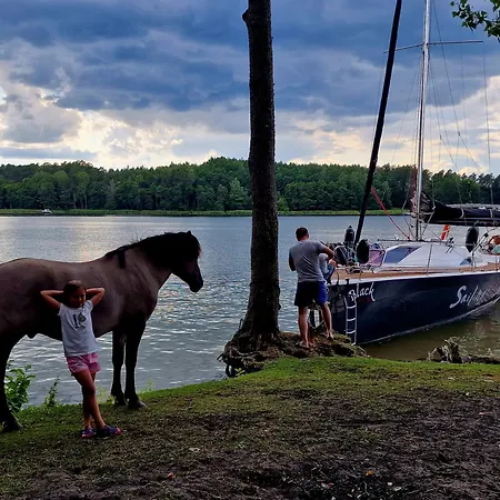 Sailing Life Style - Rejsy Mazurskie Ze Sternikiem. Ботель