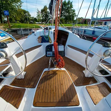 Sailing Life Style - Rejsy Mazurskie Ze Sternikiem. Kolonia Rybacka