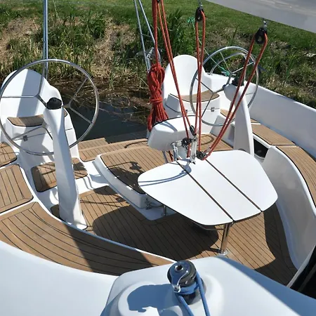 Sailing Life Style - Rejsy Mazurskie Ze Sternikiem. *