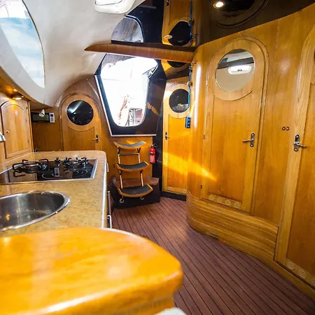 Sailing Life Style - Rejsy Mazurskie Ze Sternikiem. *
